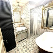 bathroom apartment piano